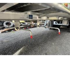 207 MAC 50FT WALKING FLOOR TRI AXLE
